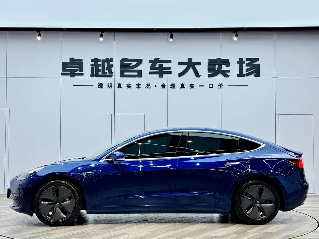 Фото машины 22