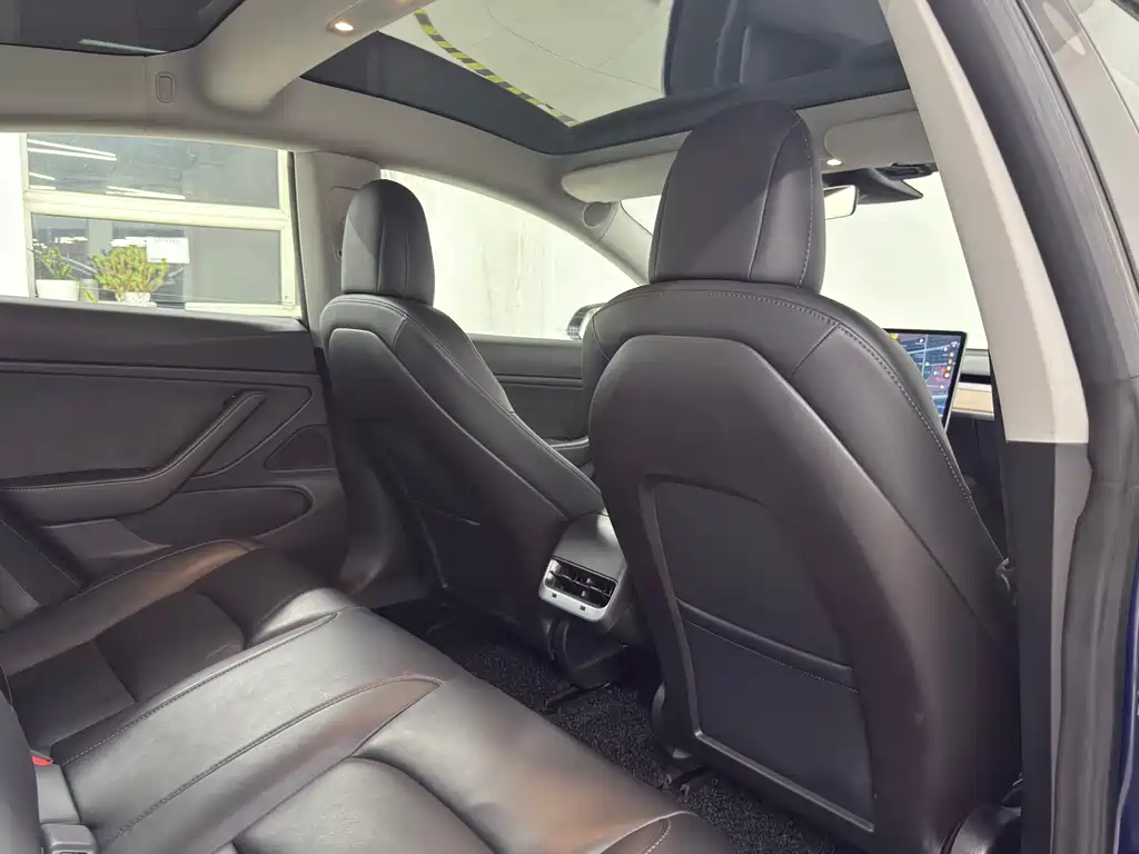 Фото машины 10