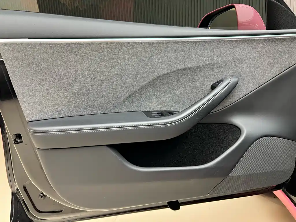 Model 3 2023 rear-wheel drive version