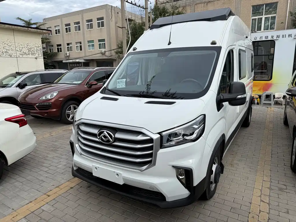 Фото машины 24