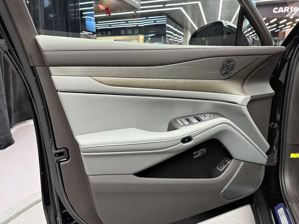 Denza N7 2024 630 four-wheel drive Smart driving Ultra Edition