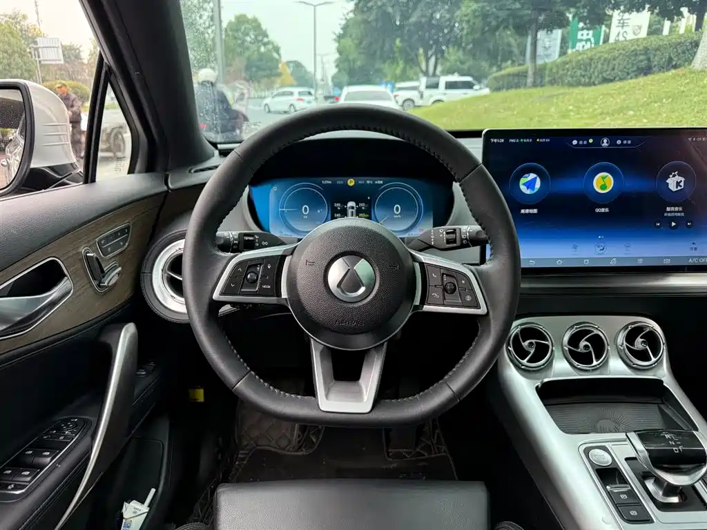 Denza X 2020 PHEV Ultimate Edition