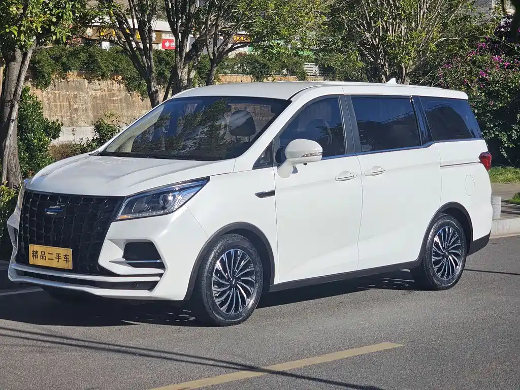 Changan Auchan Keshang 2019 1.5T automatic Collar Royal Type Country VI