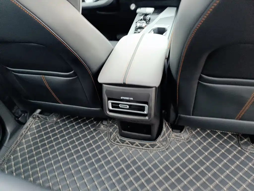 Changan Auchan Z6 New Energy 2023 Smart IDD 150KM Flagship PLUS Smart Parking Edition