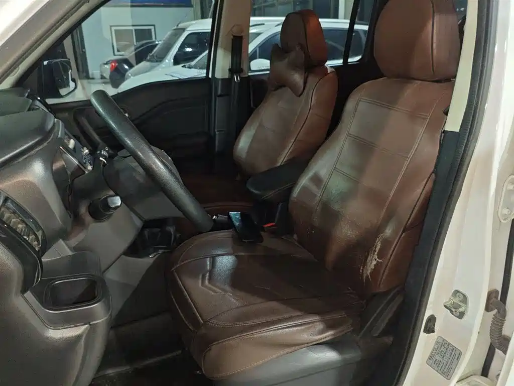 Фото машины 24