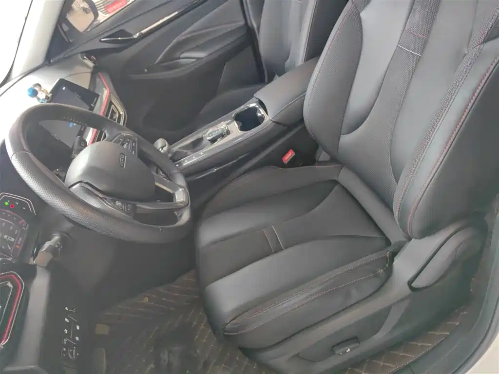 Changan Auchan X5 2021 1.5T DCT flagship model