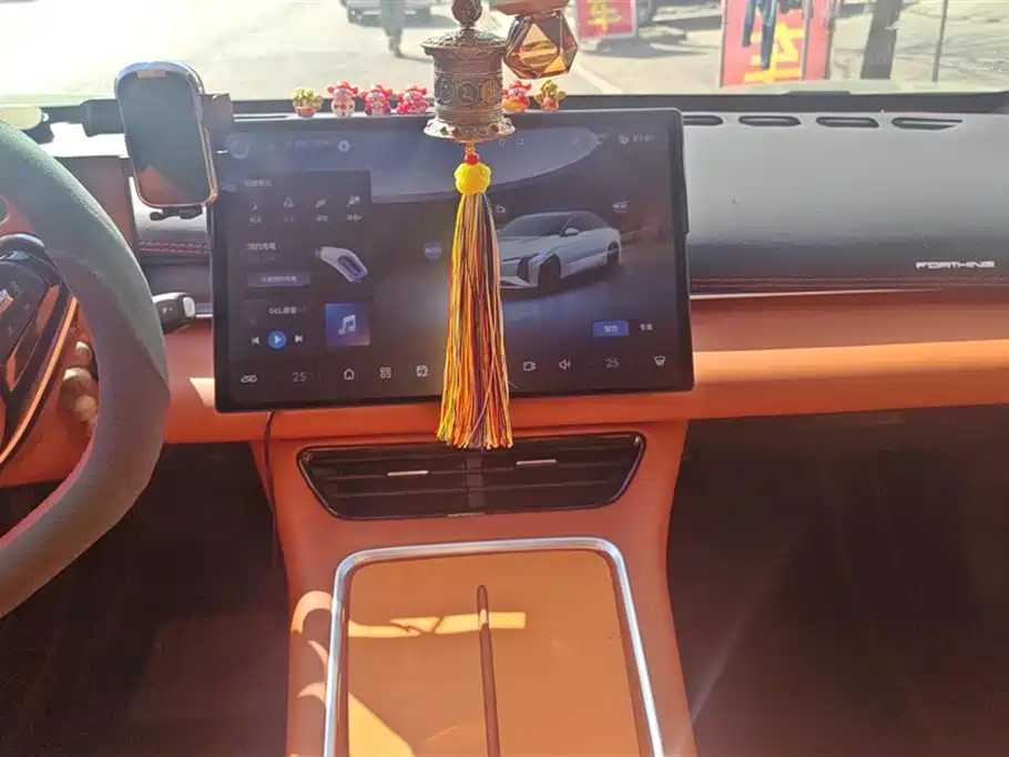 Фото машины