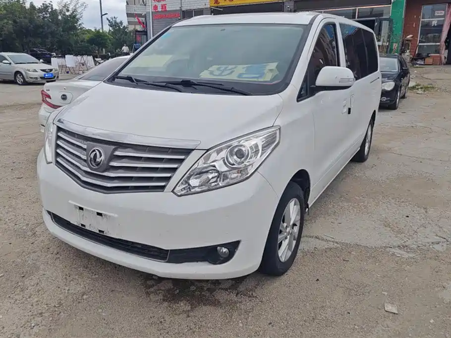 Lingzhi PLUS 2021 Travel version 2.0L manual Luxury 7-seater
