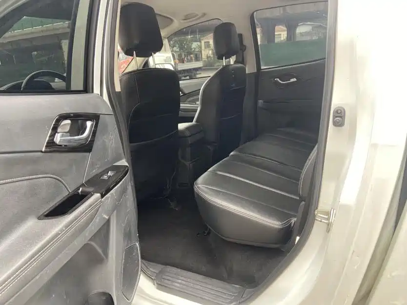 Lingtuo 2020 2.5T two-wheel drive automatic ultimate edition Country VI extended edition JE4D25Q6A