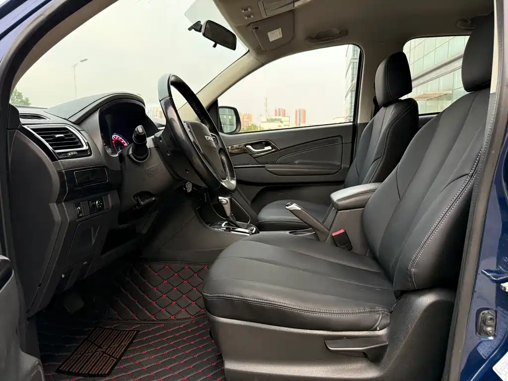 Lingtuo 2020 2.5T two-wheel drive automatic ultimate edition Country VI extended edition JE4D25Q6A