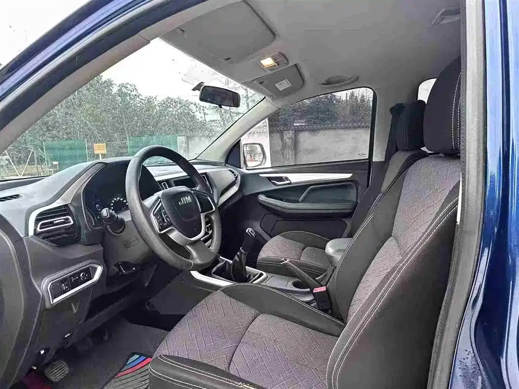 RE-MAX 2022 2.8T classic diesel two-wheel drive comfortable long-axis version JE493ZLQ6E