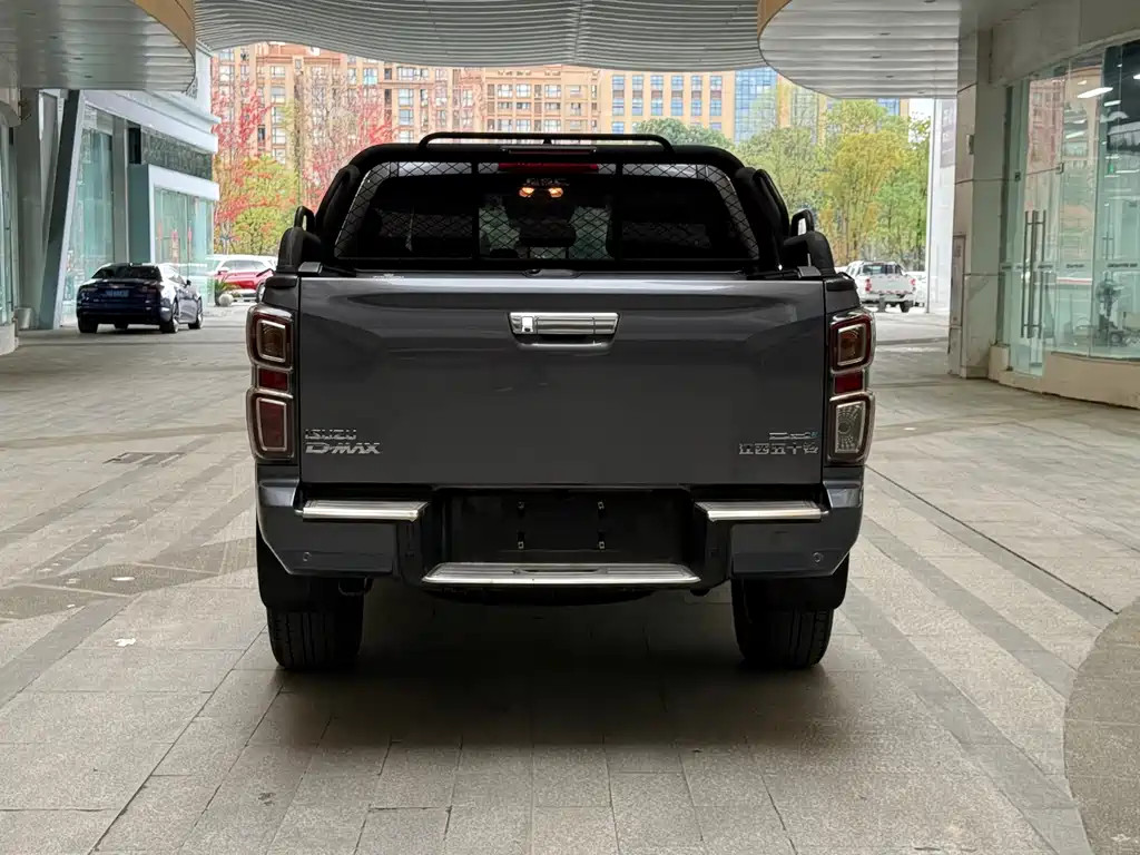 D-MAX 2021 1.9T automatic four-wheel drive diesel Global Hummer RZ4E