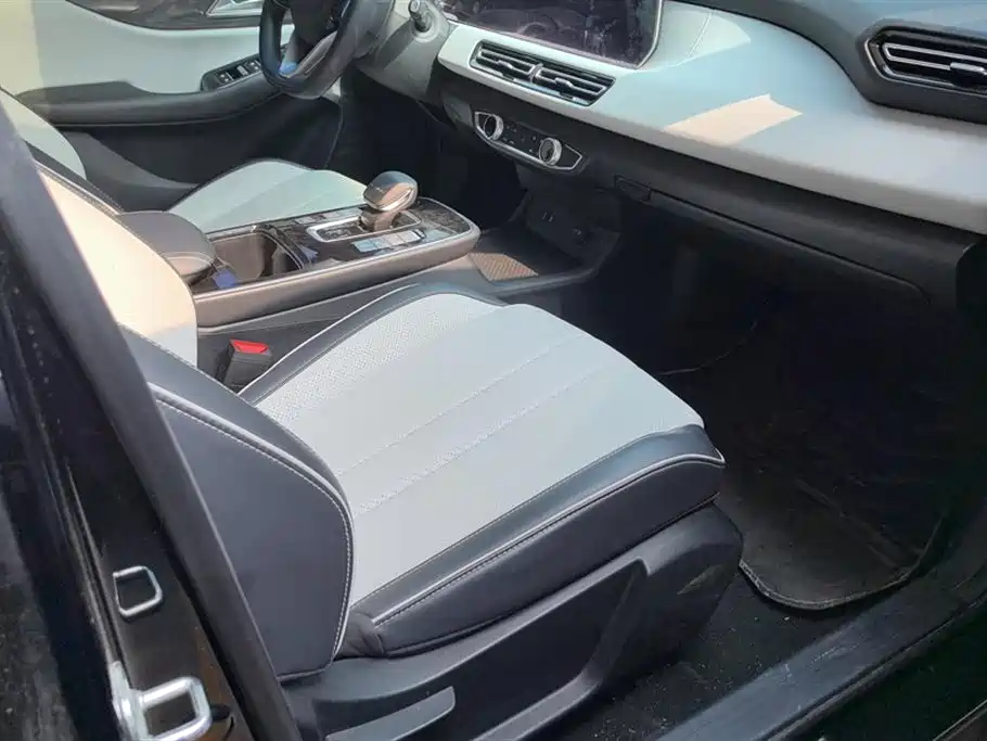 Beijing EU5 PLUS 2023 R500 Premium Edition