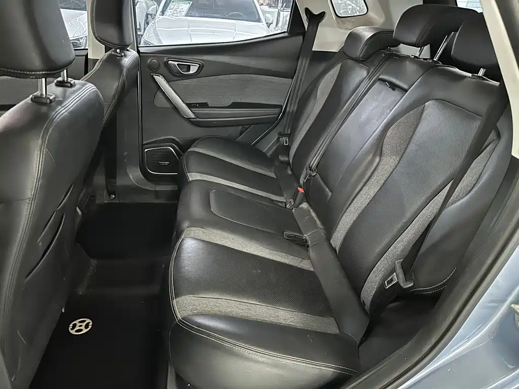 Beijing EX3 2019 R600 Jinshang Edition