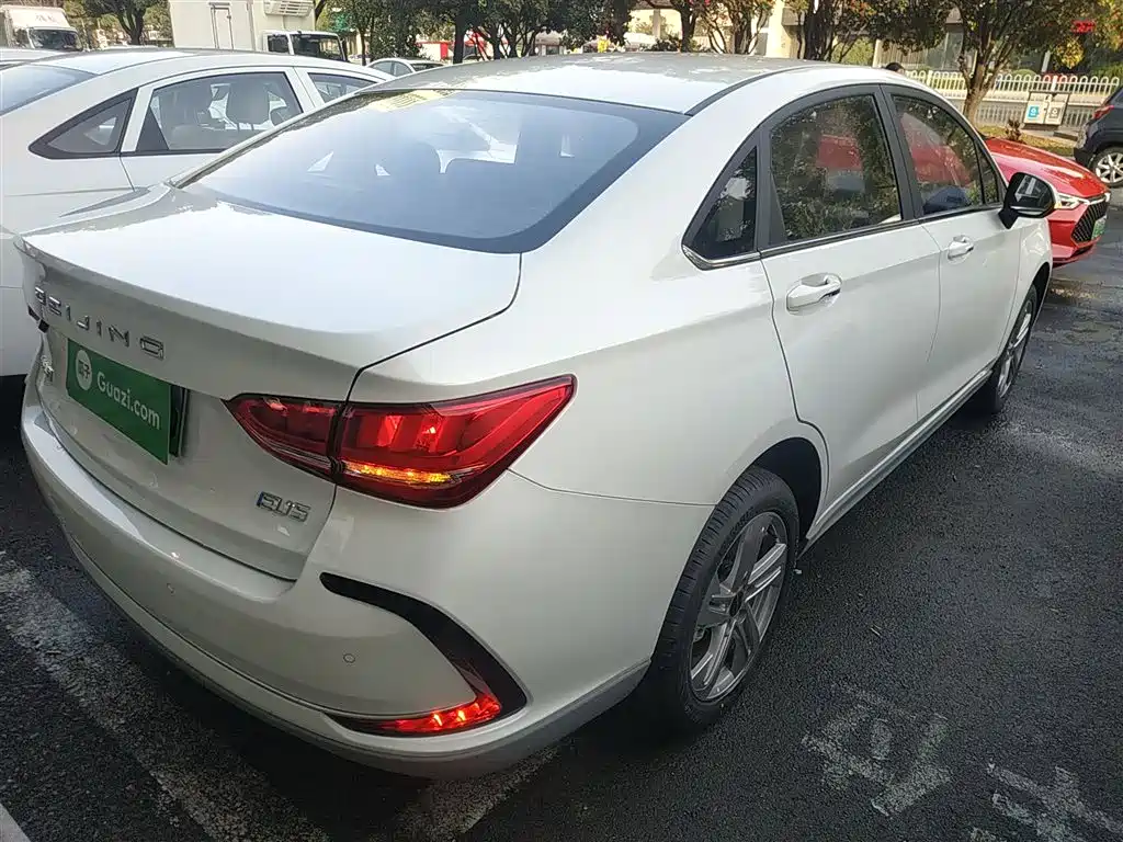 Beijing EU5 2025 Hongtu Standard Edition