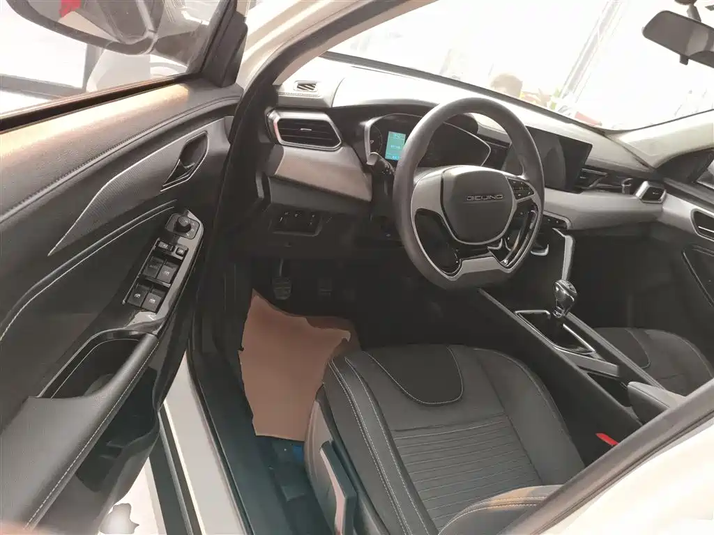 Beijing X3 2019 1.5L Manual Glory Edition