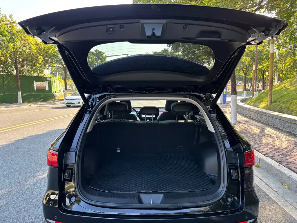 Фото машины 23