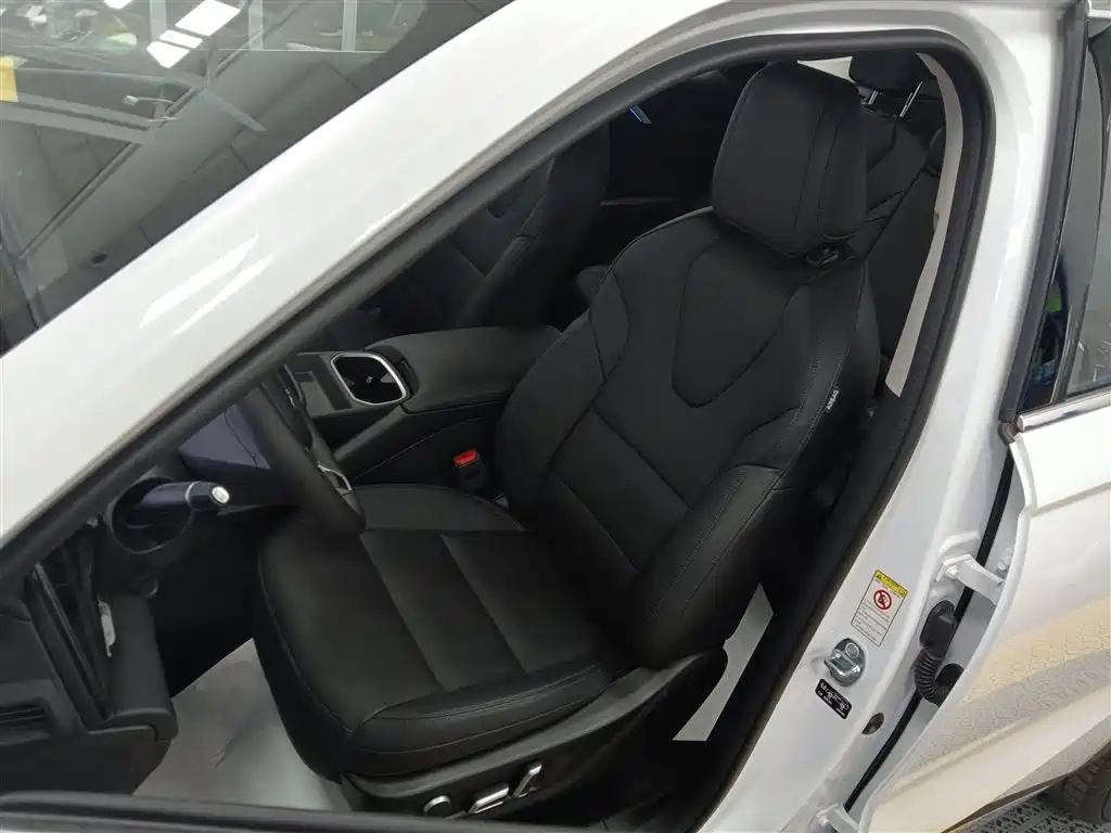 Haval Xiaolong MAX 2023 1.5L Hi4 105 Four-wheel drive Smart Ultimate Edition