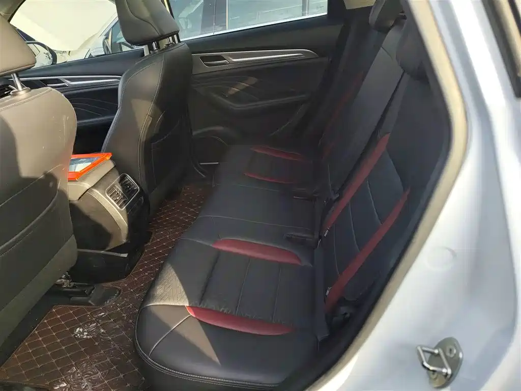 Haval F7 2020 1.5T two-wheel drive i cool