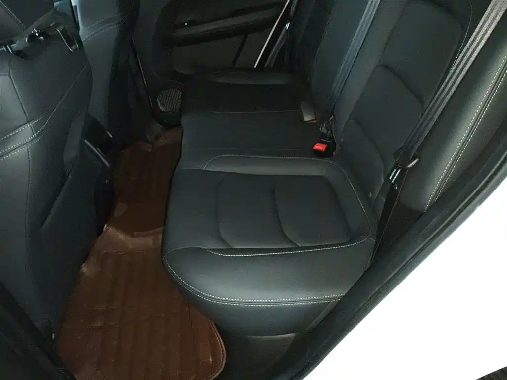 Фото машины 24