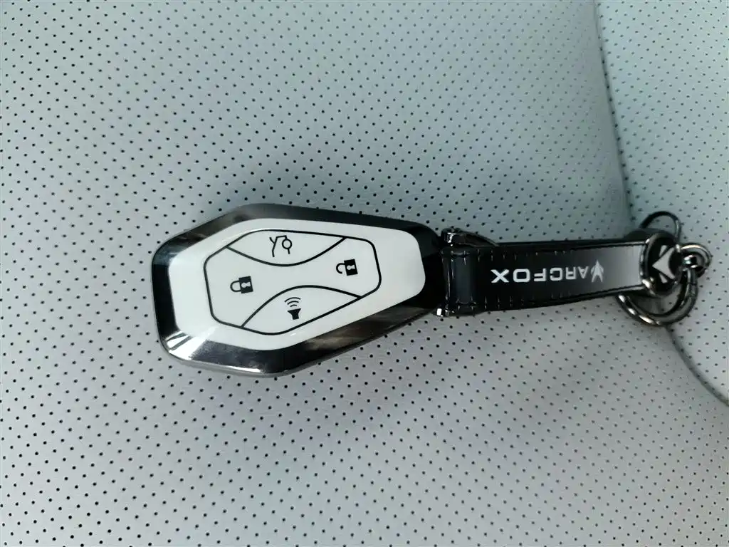 Polar Fox Alpha S5 2024 model 708MAX 200kW