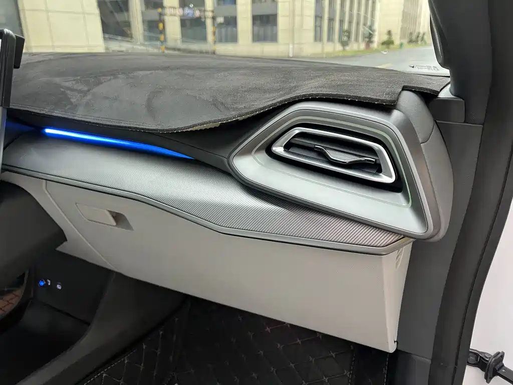 Фото машины 25