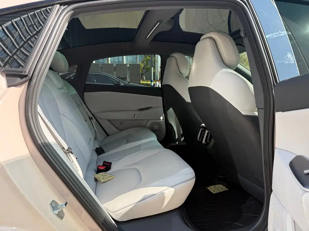 Polar Fox Alpha S5 2025 model 560PRO 185kW