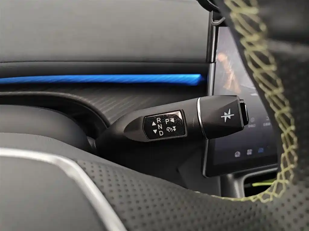 Polar Fox Alpha S5 2024 model 708MAX 200kW