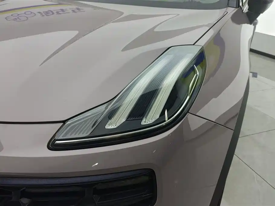 Lynk & Co. 06 2021 1.5T Shero Pink Special Edition