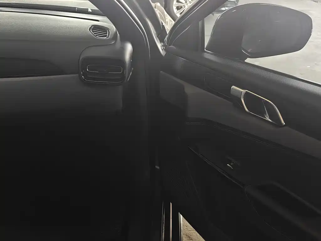 Lynk & Co. 02 Hatchback 2022 Model 2.0 TD Plus