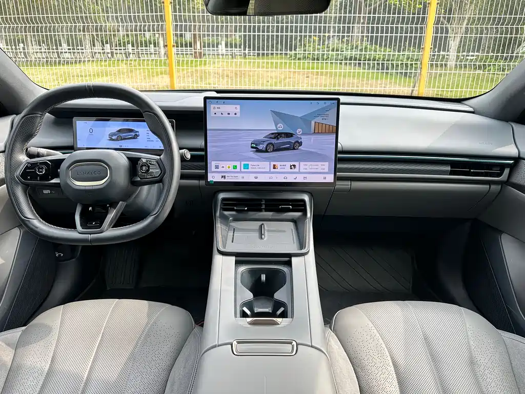 Lynk & Co. 07 EM-P 2024 EM-P 126 Long battery Life Ultra