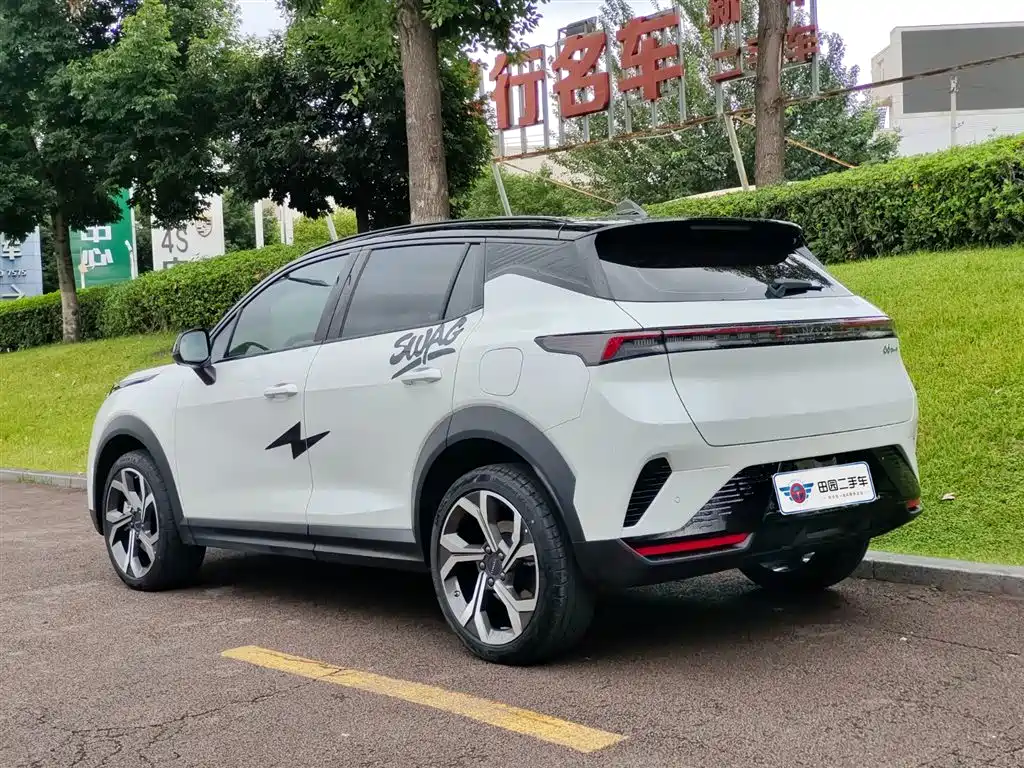 Lynk & Co. 06 EM-P 2024 EM-P 126 long battery life Max