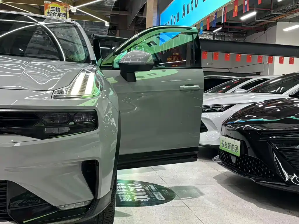 Фото машины 28