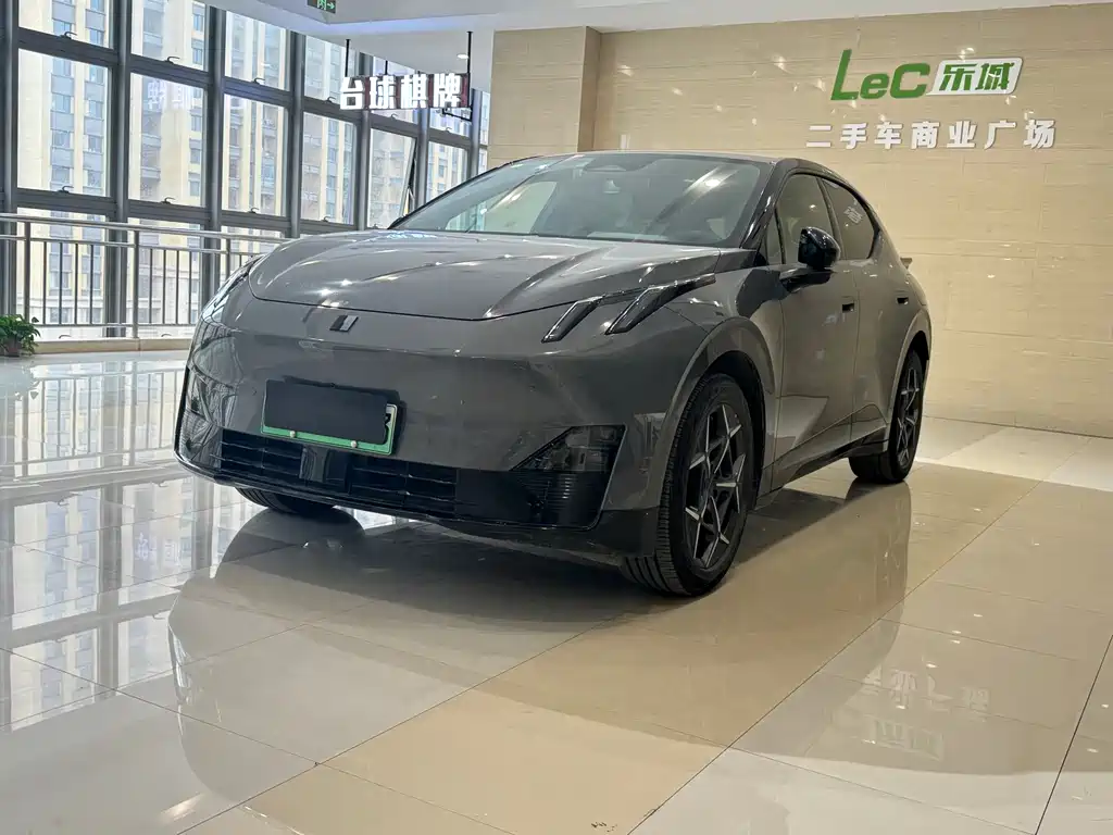 Lynk & Co Z20 2025 model 530km rear drive Max