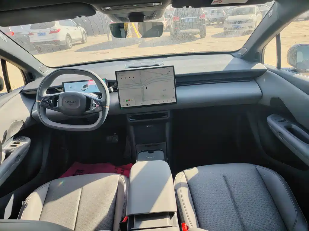 Lynk & Co Z20 2025 530km rear drive Pro