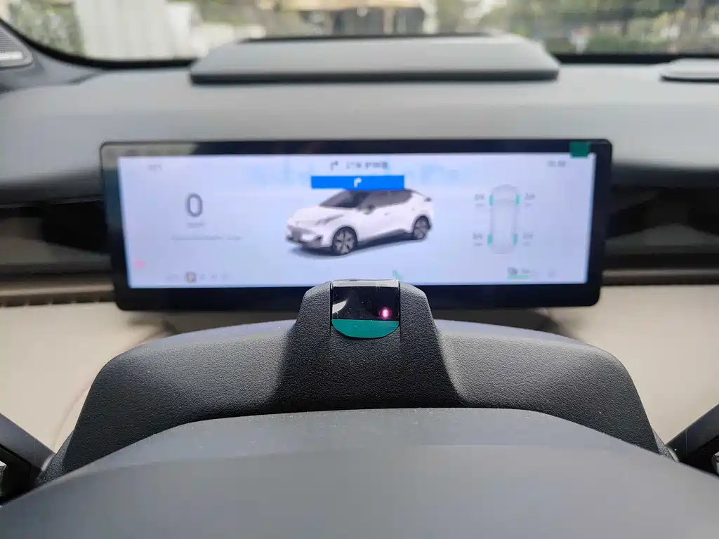 Lynk & Co Z20 2025 model 530km rear drive Max