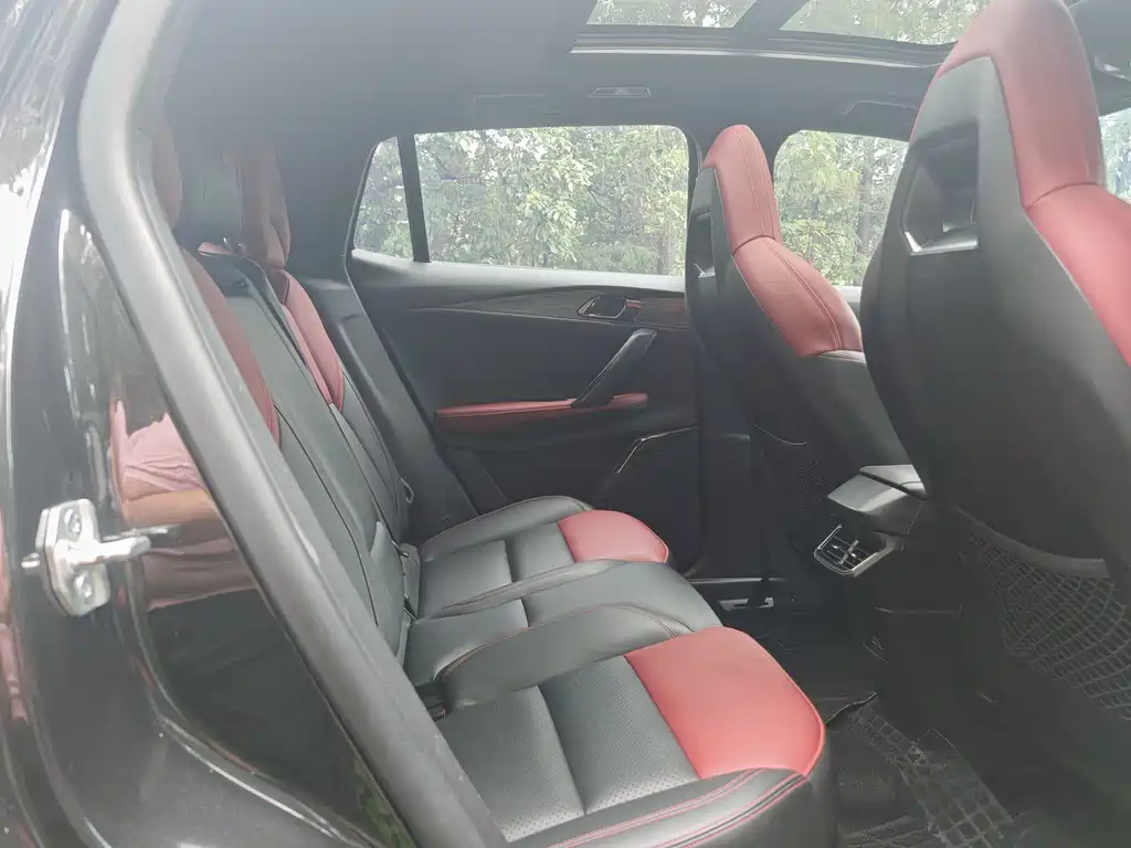 Lynk & Co. 06 2020 model 1.5T Jin Pro