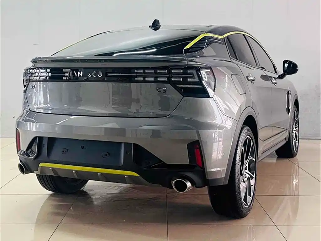 Lynk & Co. 05 2022 2.0 TD two-wheel drive Halo