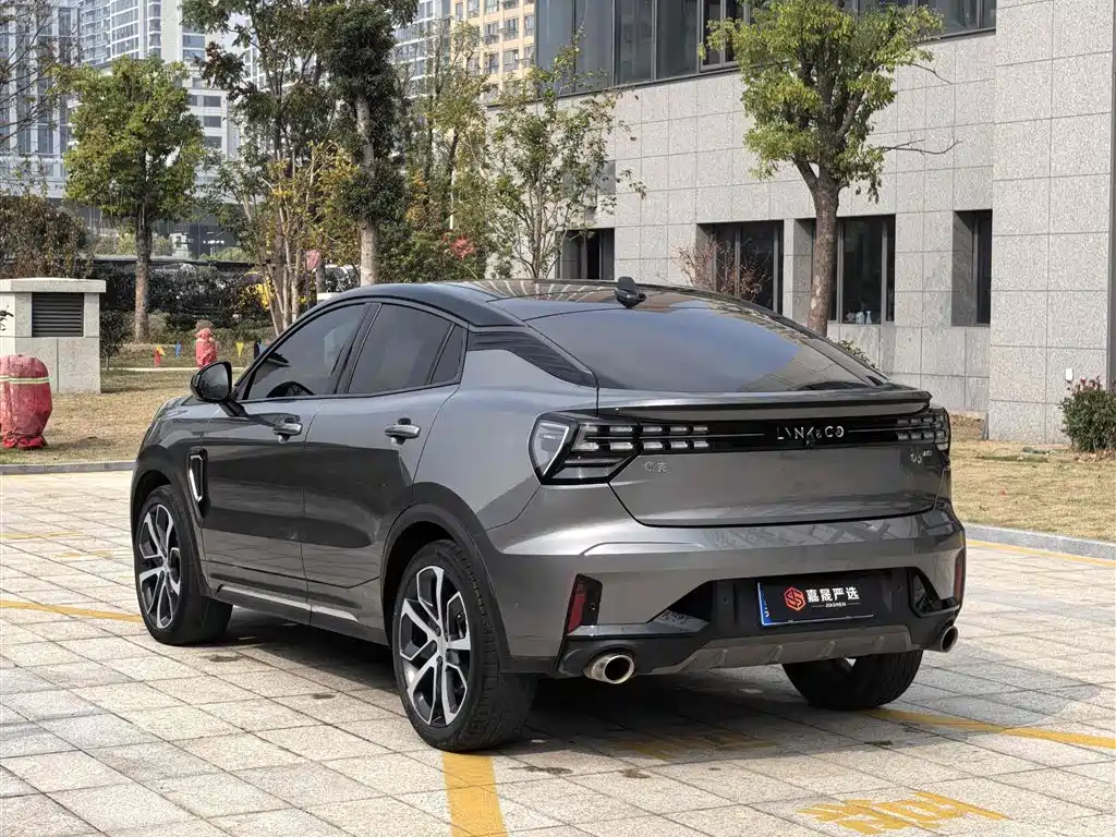 Lynk & Co. 05 2022 2.0 TD four-wheel drive Halo