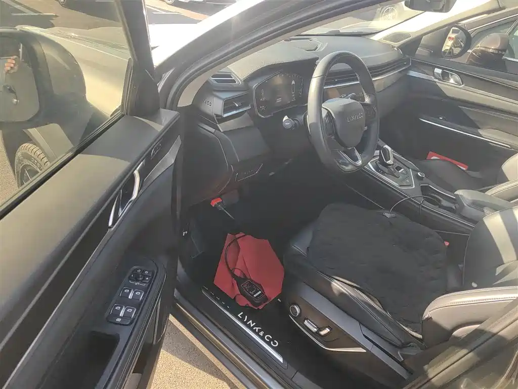 Lynk & Co. 01 2021 2.0 TD two-wheel drive Pro