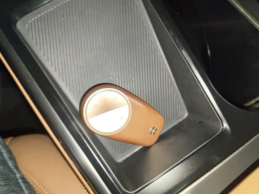 Nio ES8 2020 580KM six-seater version