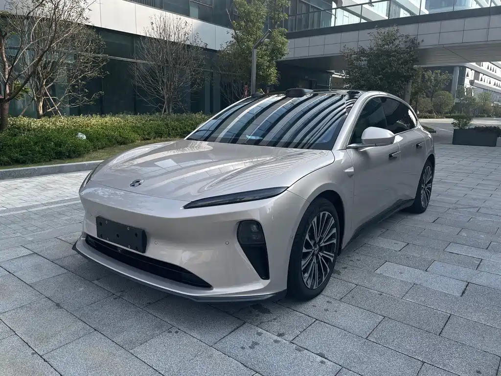 Nio ET5T 2023 model 75kWh Touring