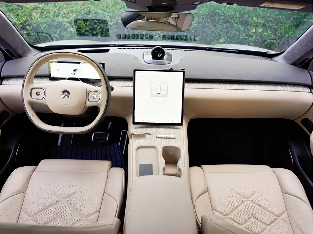 Nio ET7 2022 100kWh first version