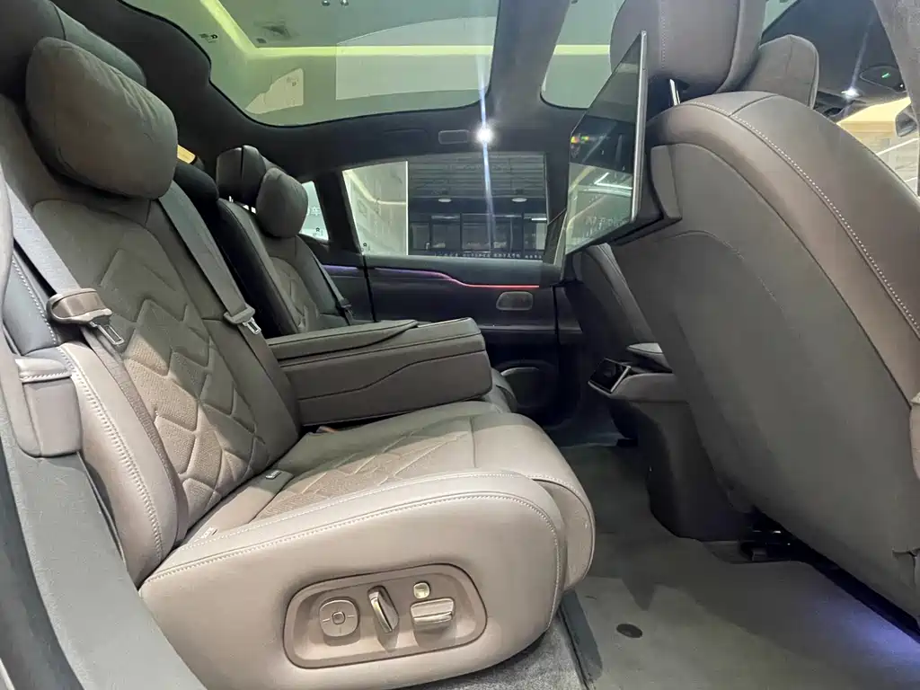 Фото машины 26