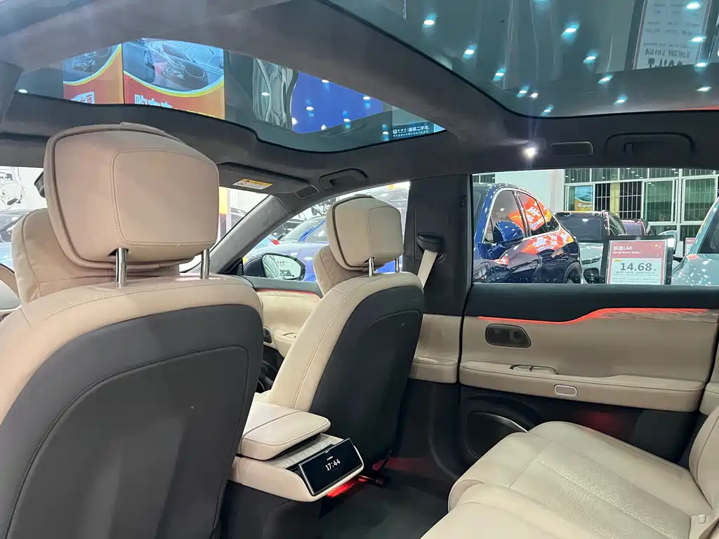 Фото машины 6