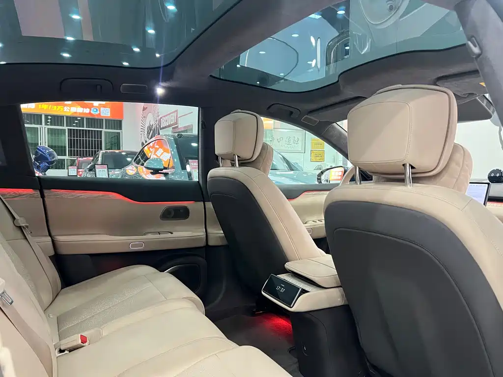 Фото машины 10