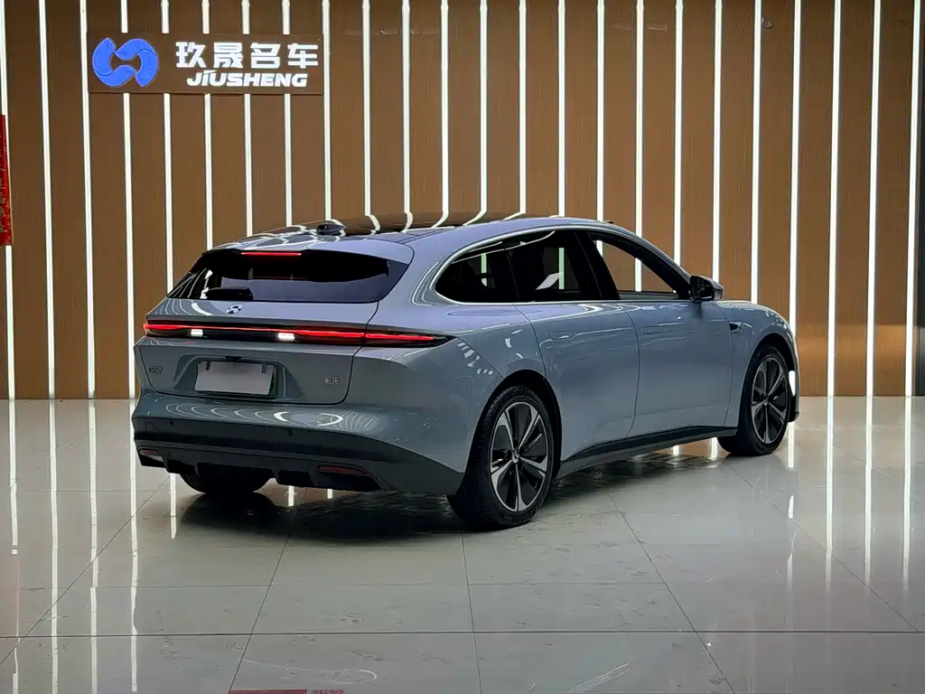 Nio ET5T 2024 model 75kWh Touring