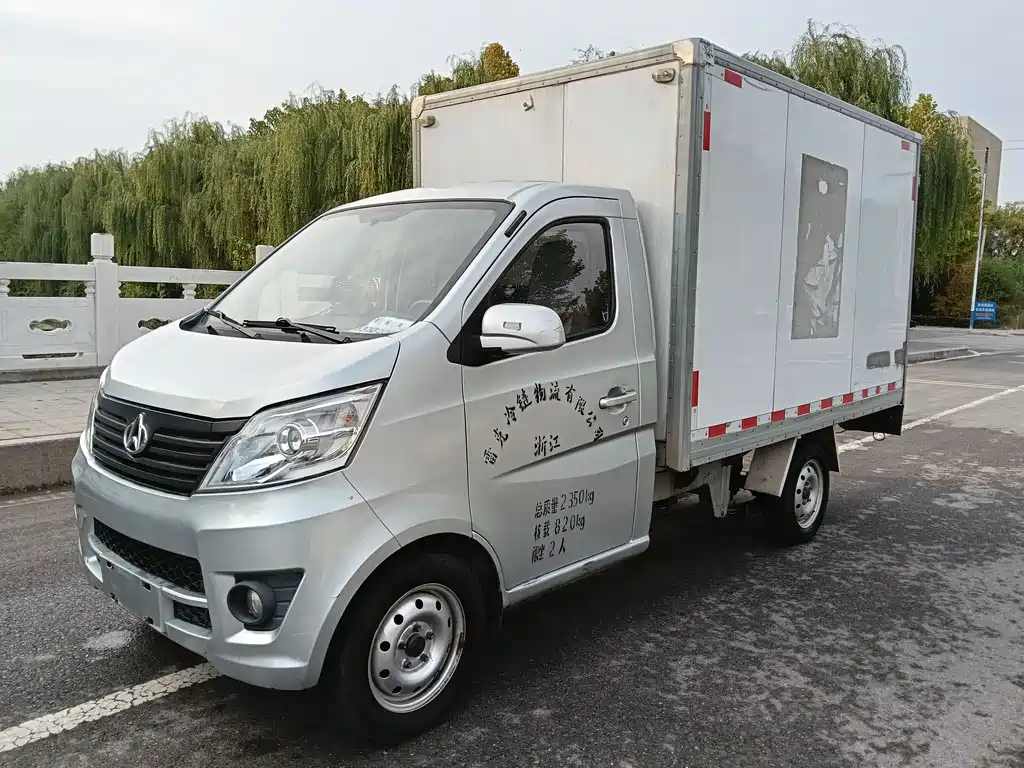 Changan Xingka EV 2024 wing-opening van comfort type