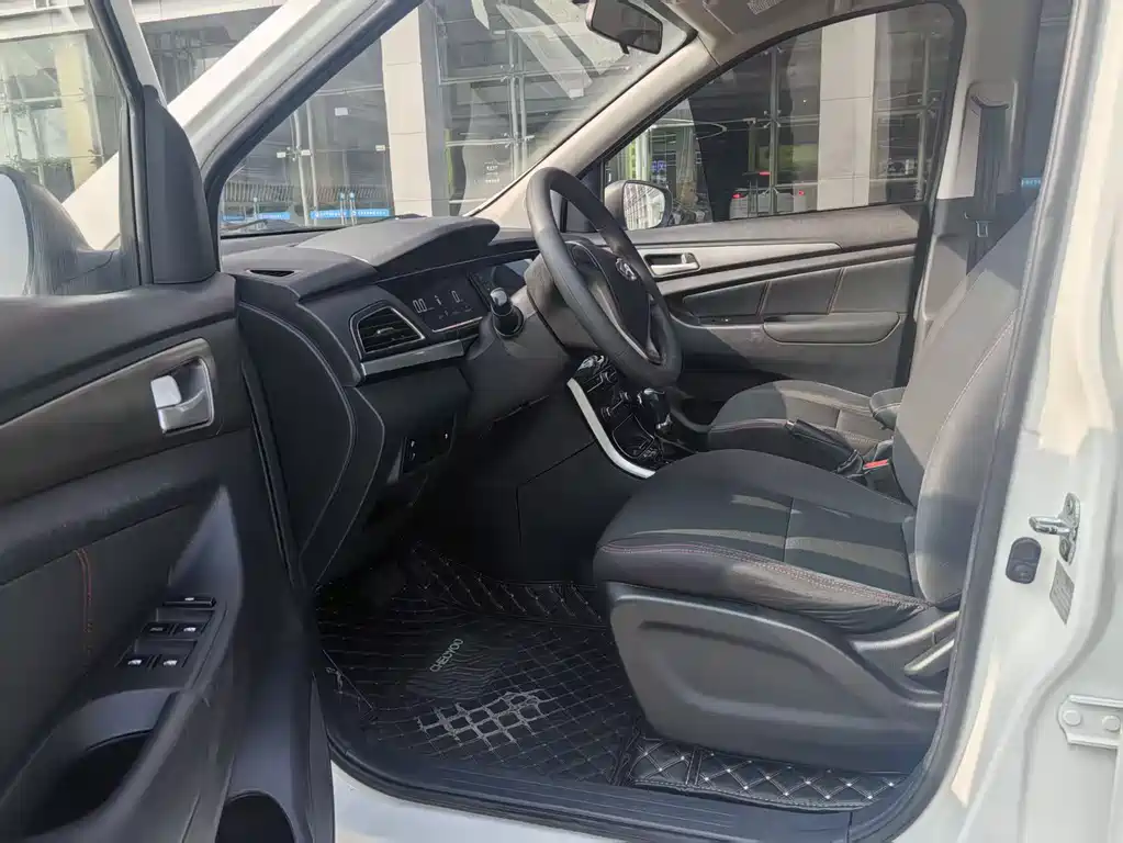 Changan Auchan A600EV 2021 Light version