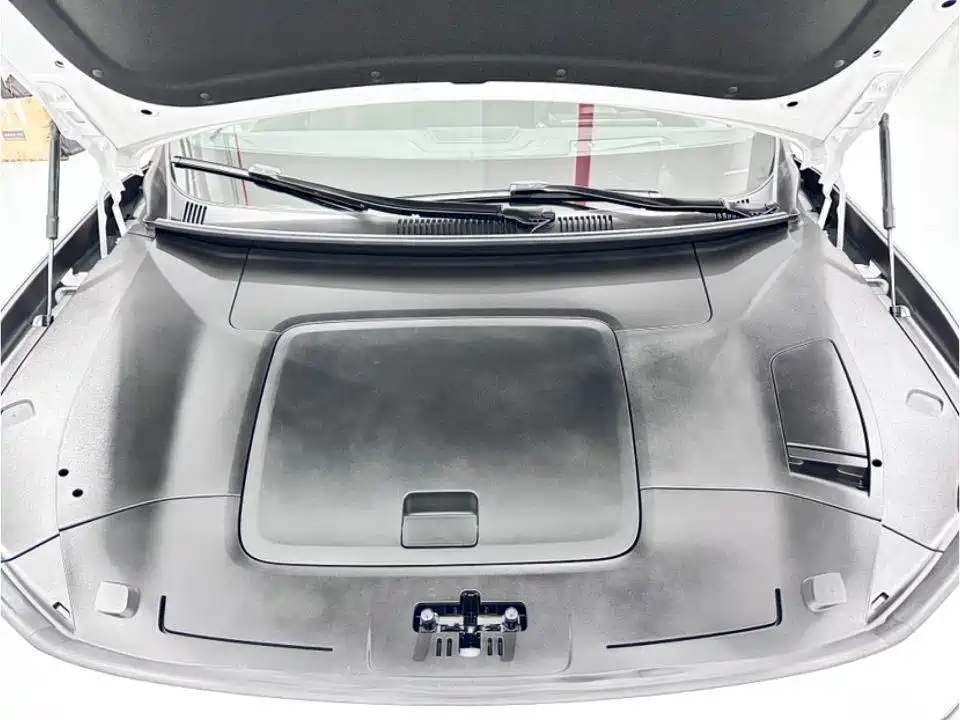 Polestar 4 2023 single motor long battery life PLUS